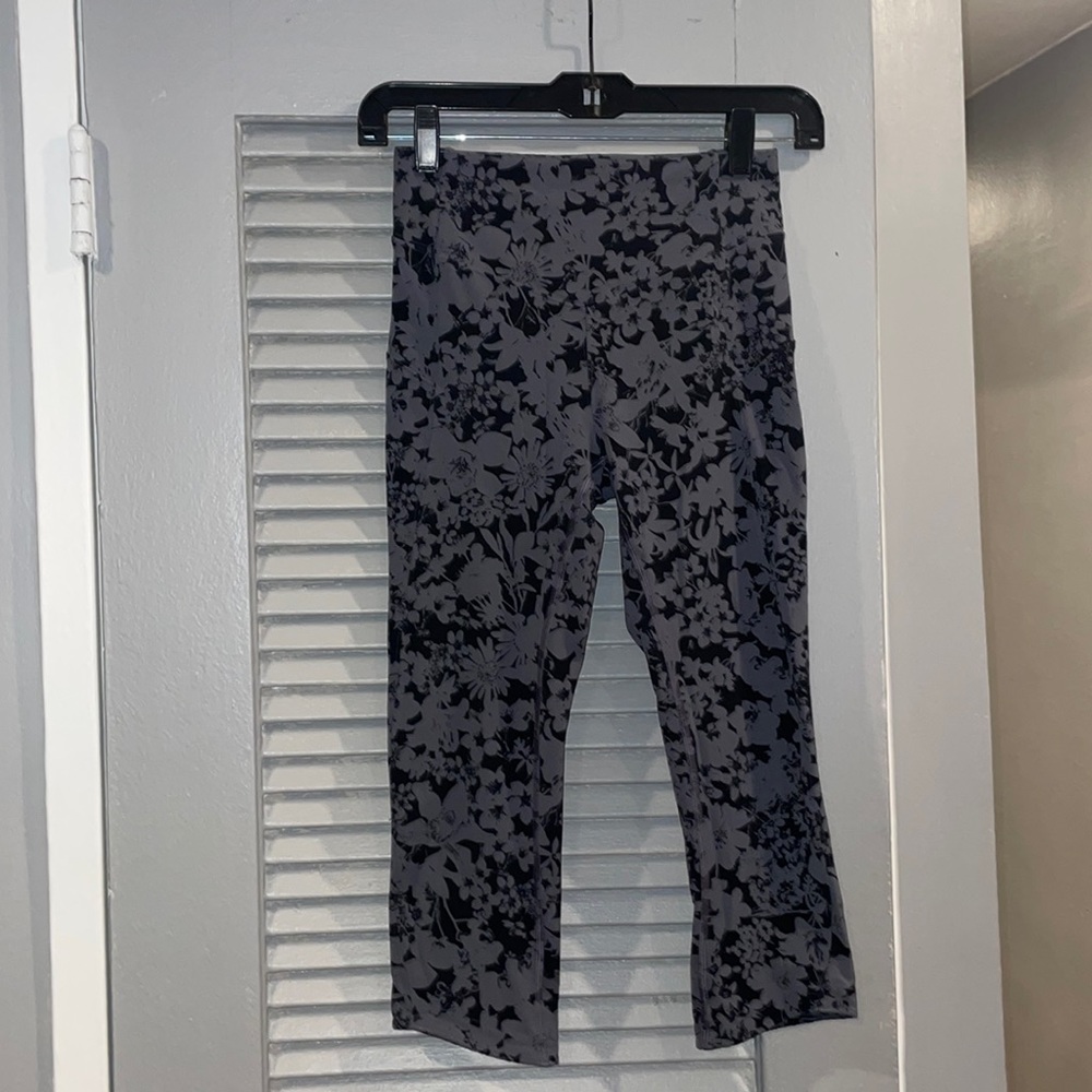 Lululemon align high rise crop